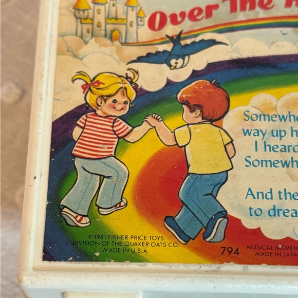 Vintage 1981 FISHER PRICE Over the Rainbow Radio Music Box Toy WORKS Windup - Picture 4 of 9